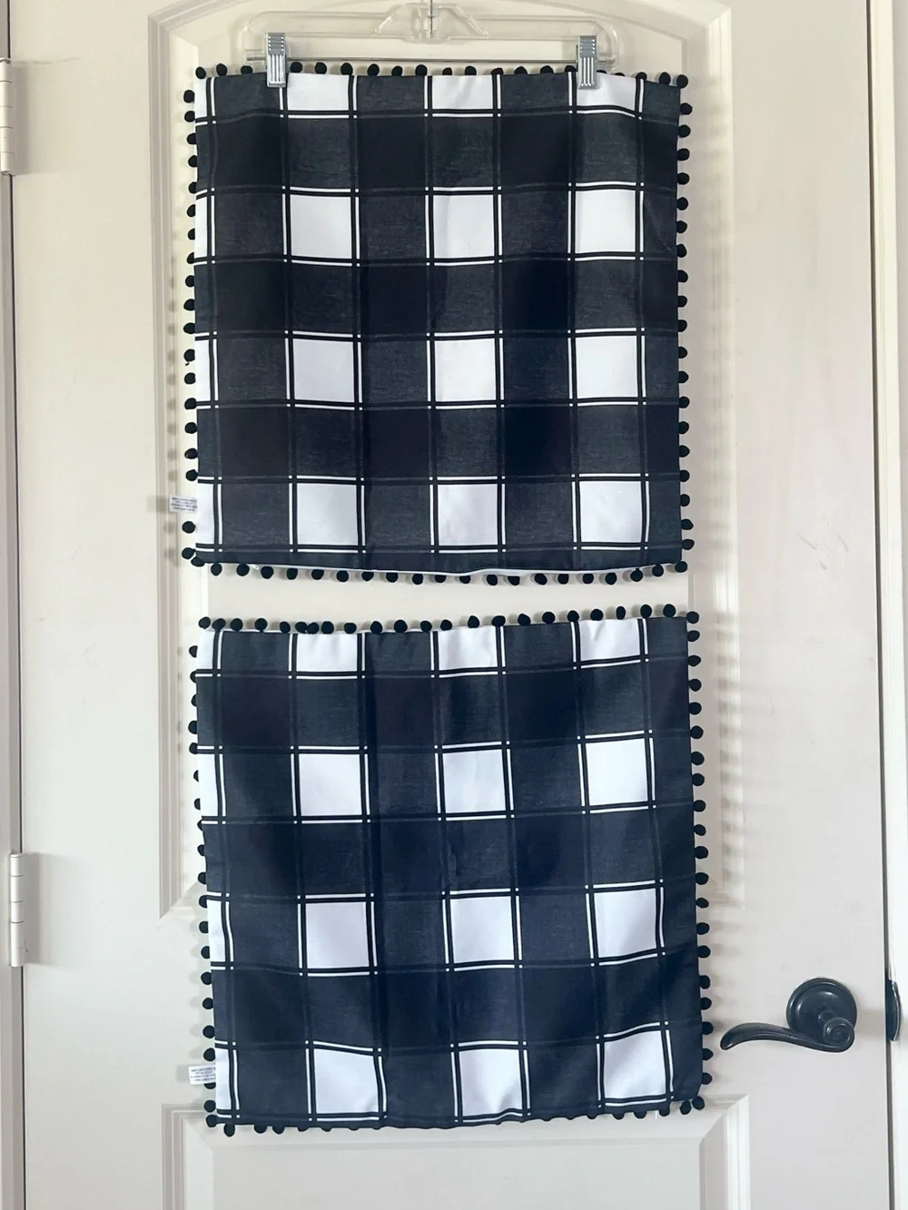Hobby Lobby listing plaid pom